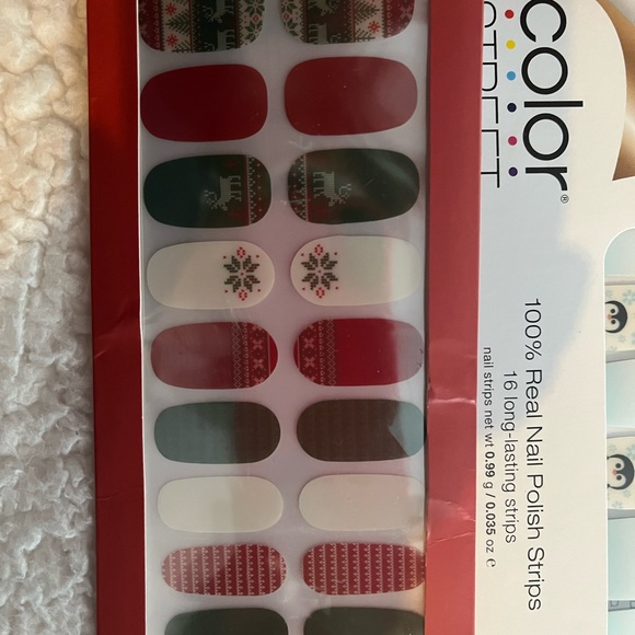 Colorstreet Christmas bundle - Picture 2 of 5